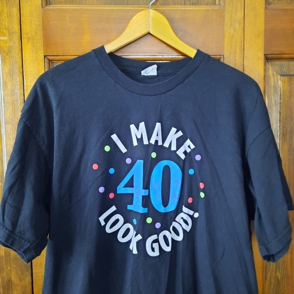 Humorous 40th birthday gag gift black graphic t-shirt unisex size XL - Picture 2 of 9